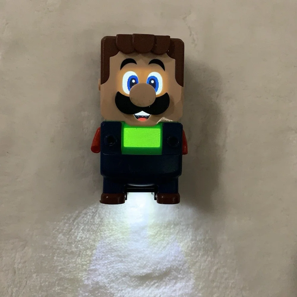 LEGO Super Mario Interactive Luigi Figure from Set 71387 - Missing Hat & Buttons - Picture 13 of 13